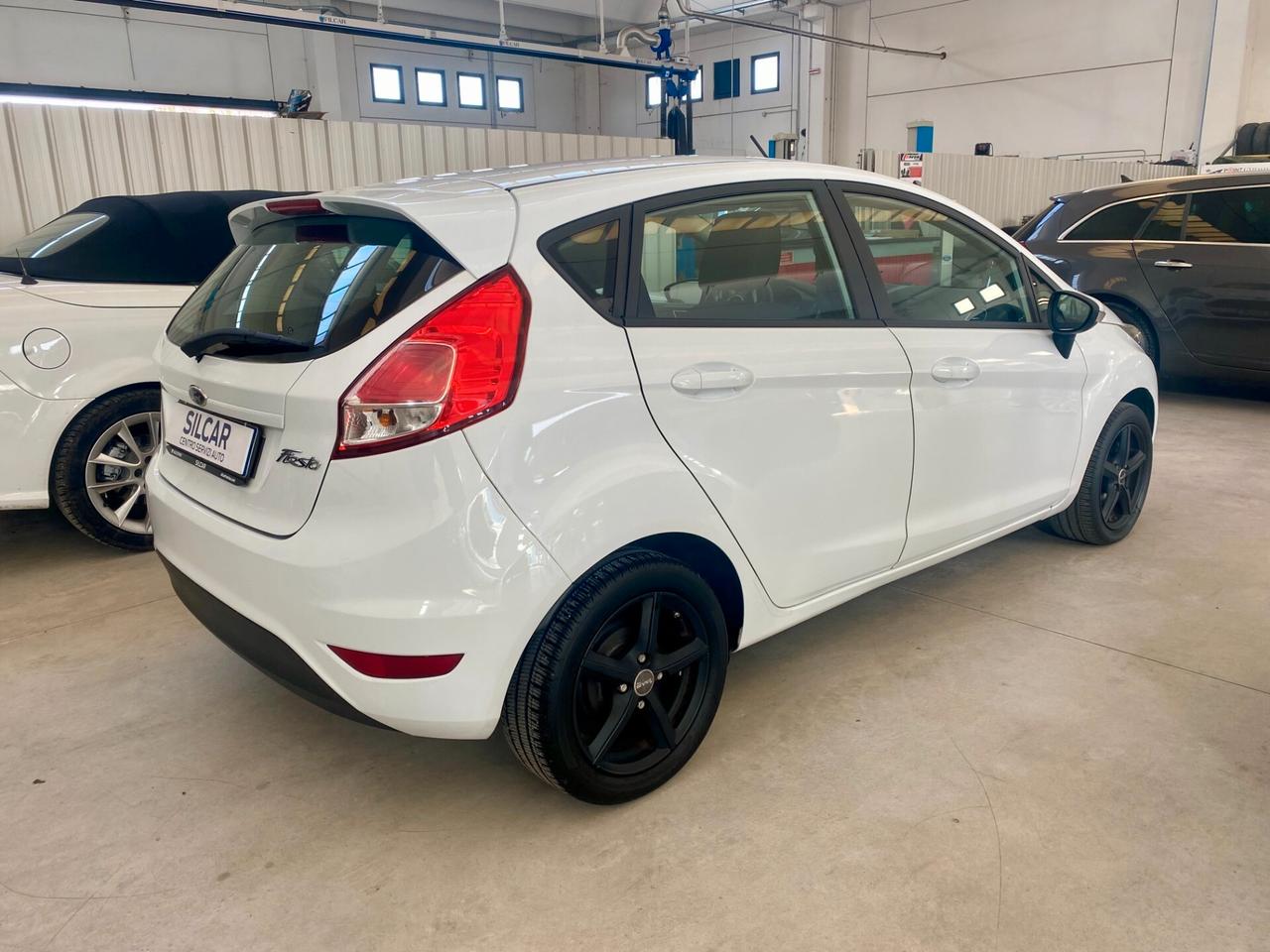 Ford Fiesta 1.5 TDCi 75CV 5 porte