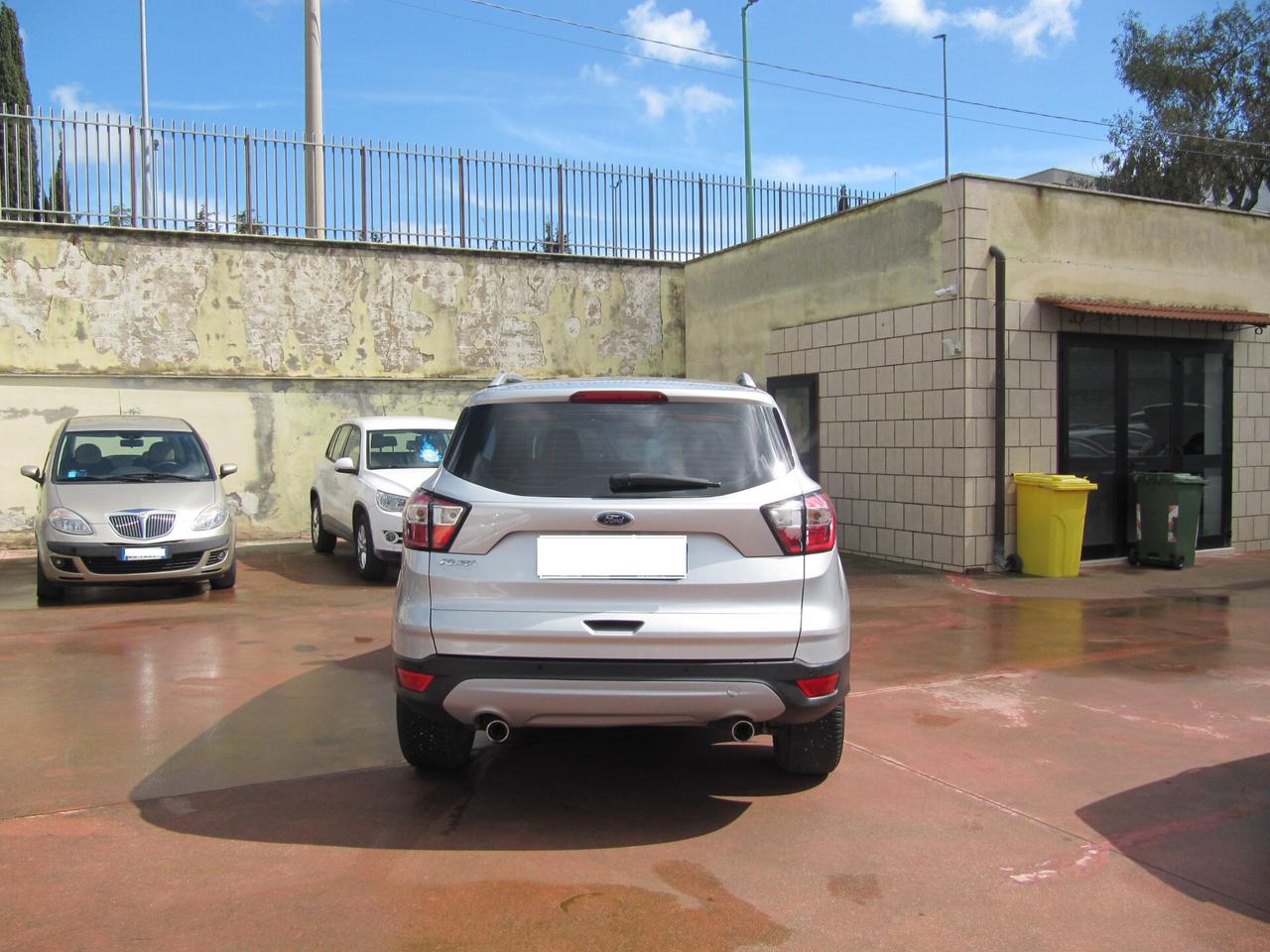 Ford Kuga 1.5 TDCI 120 CV S&S 2WD Business