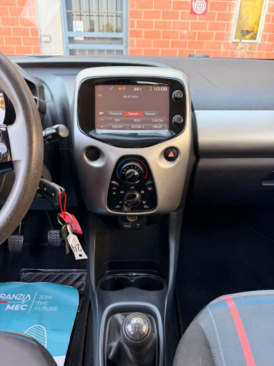 PEUGEOT - 108 - VTi 68 CV 5 porte Allure TOP!