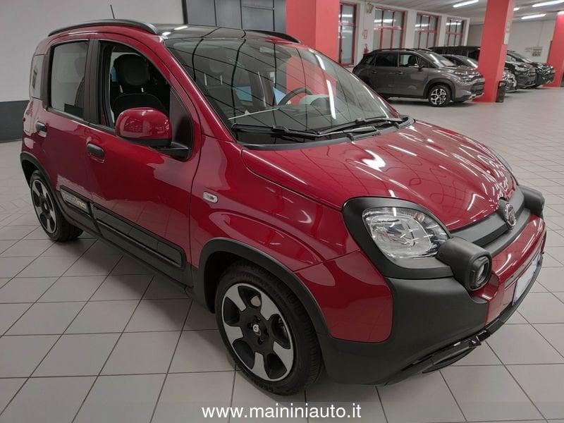 FIAT Panda Pandina 1.0 70cv Hybrid Pack Cross + Car Play