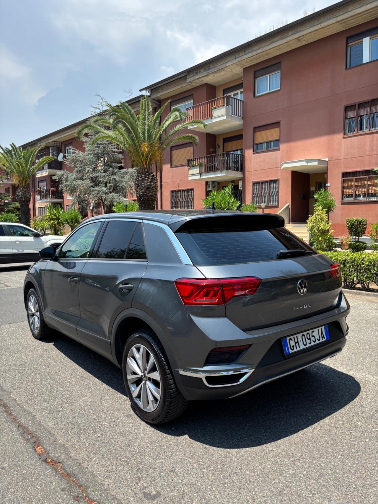 Volkswagen T-Roc 2.0 TDI 150 CV automatico 2021