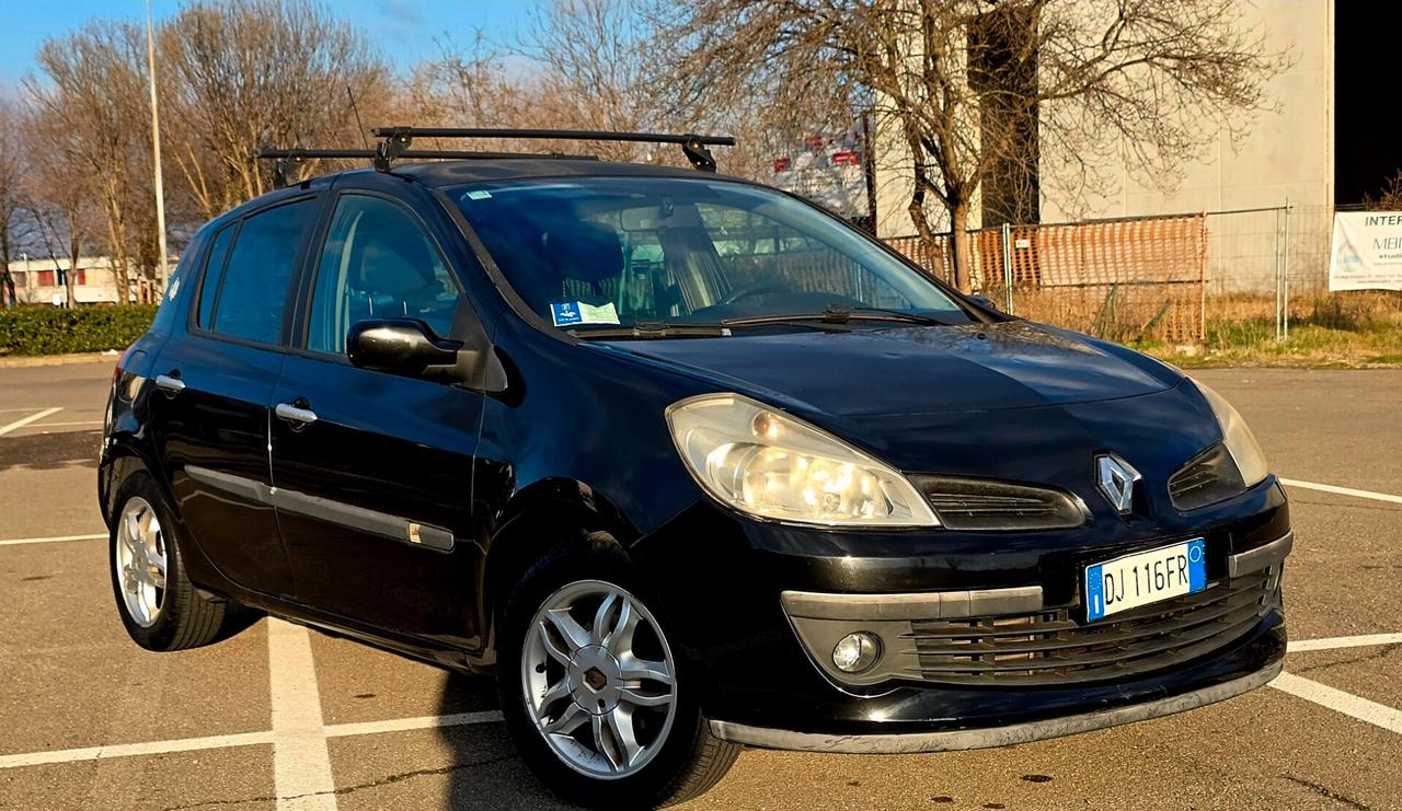 Renault Clio 1.5 dCi NEOPATENTATI