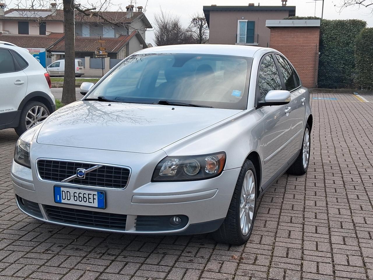 Volvo S40 2.0 D cat Summum NEOPATENTATI..CELL 320 147 1147 WUATSAPP