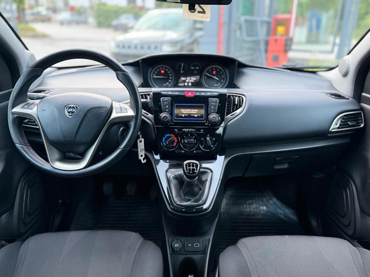 Lancia Ypsilon 1.2 Ecochic 69 CV GPL Gold