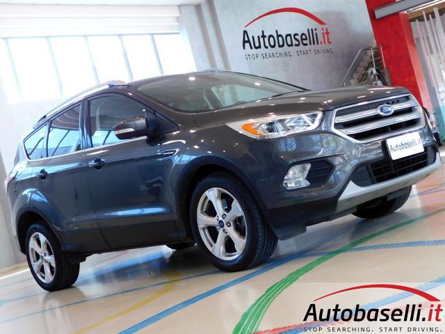 FORD Kuga 1.5TDCI 120CV POWERSHIFT TITANIUM - TITANIUM PACK