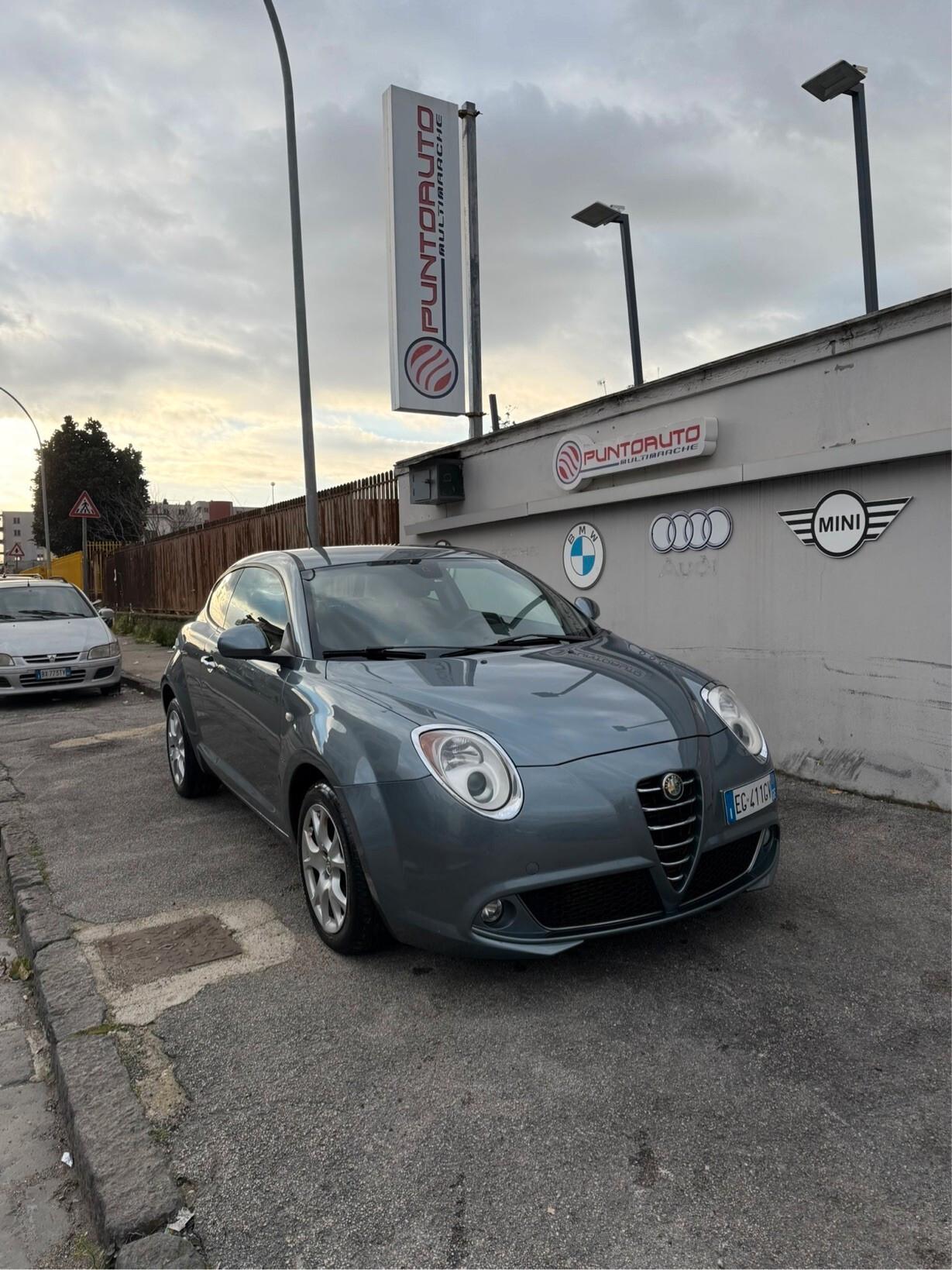 Alfa Romeo MiTo 1.6 JTDm-2 S&S Distinctive Sport Pack