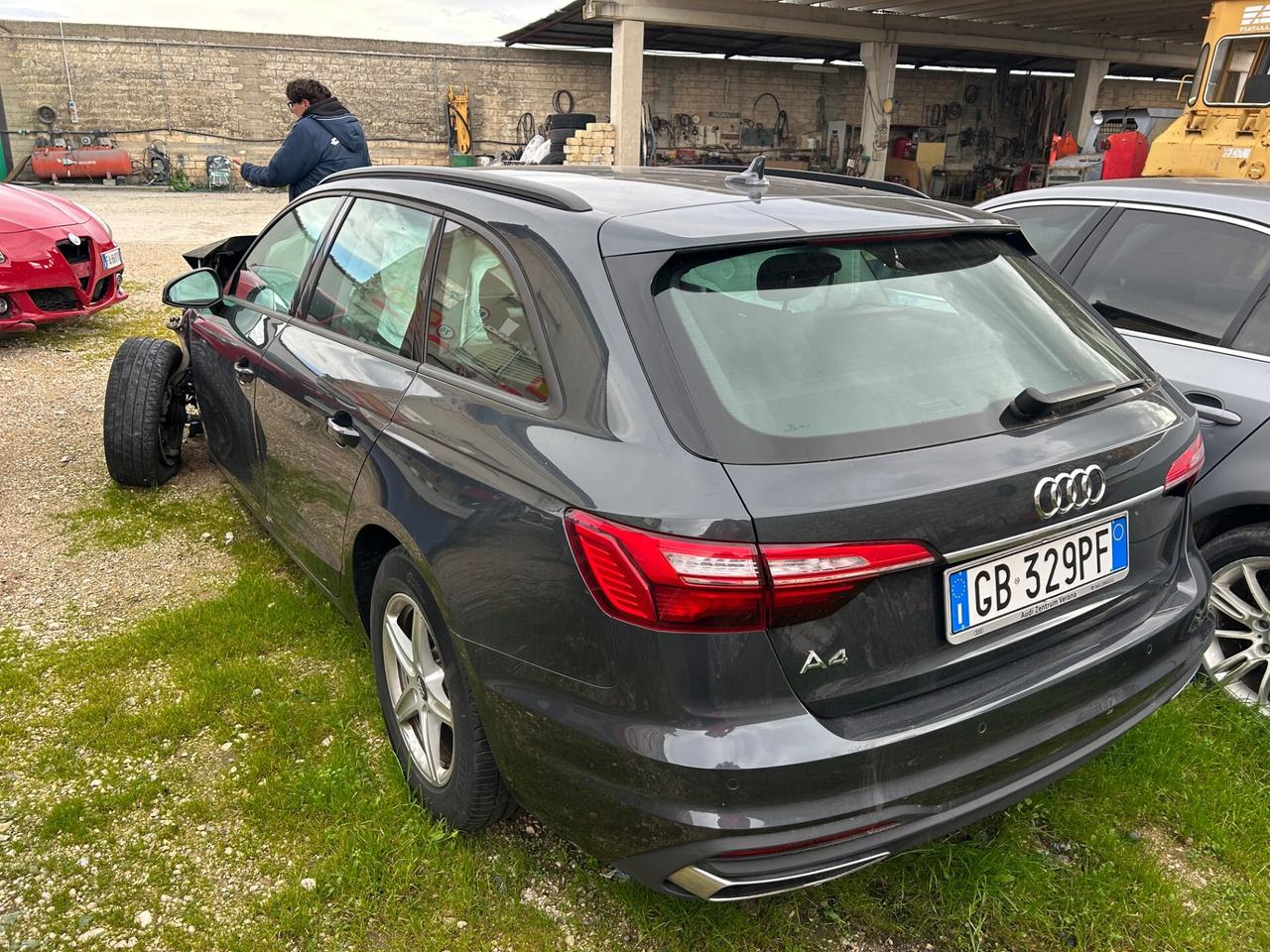 Audi A4 35 TDI/163 CV S tronic Business Advanced ( AUTO SINISTRATA )