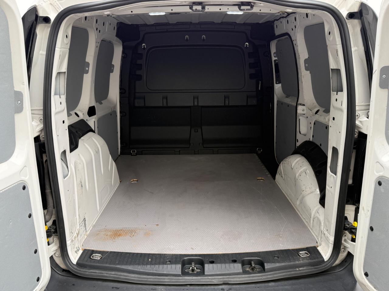 VW CADDY 2.0 TDI |IVA ESPOSTA