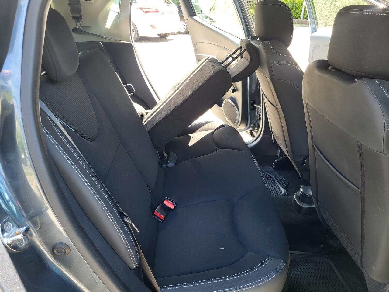 RENAULT CLIO 1,5 dCi-KM 71000-NAVI-2 REVISIONI