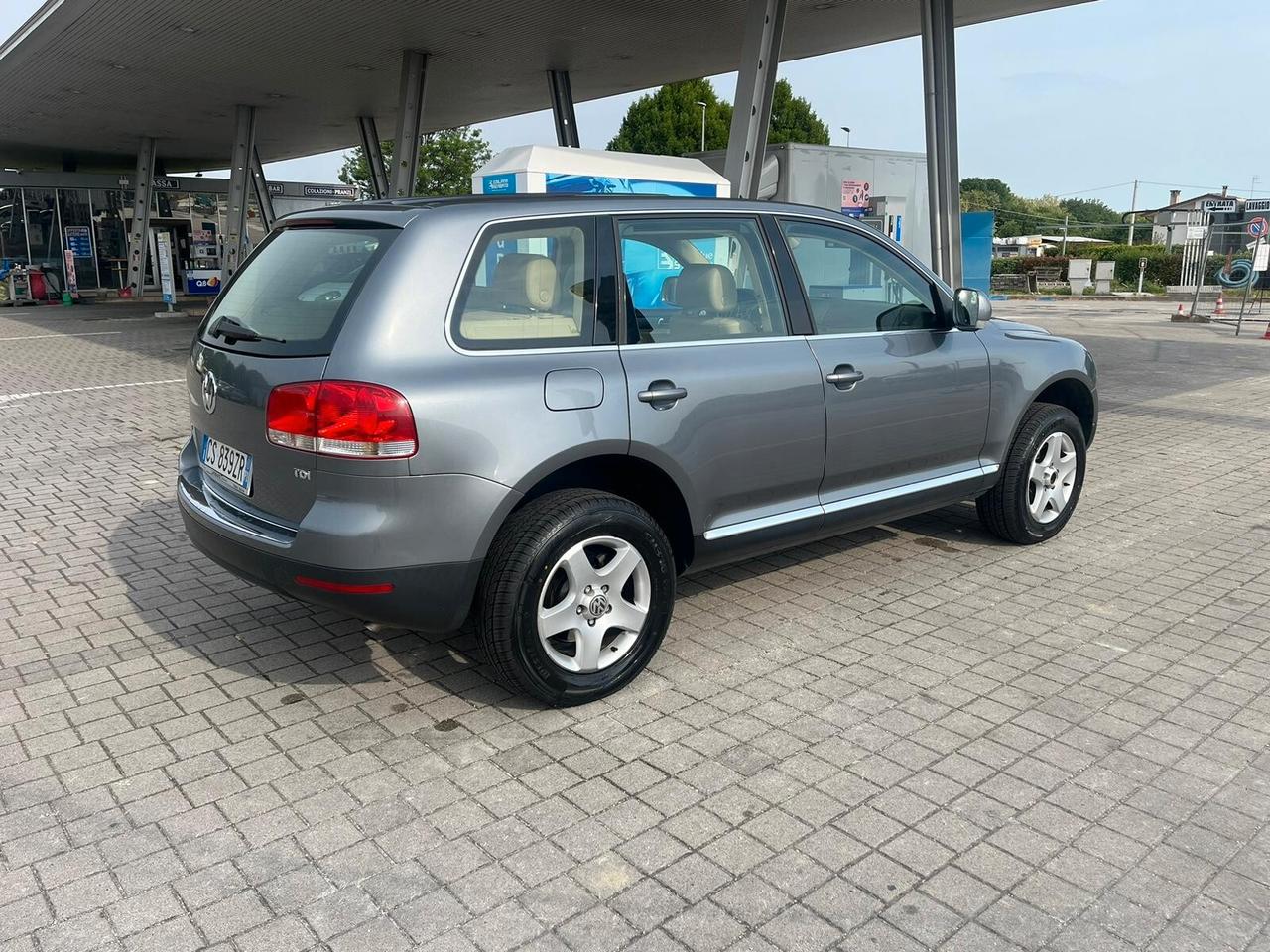 Volkswagen Touareg 2.5 R5 TDI
