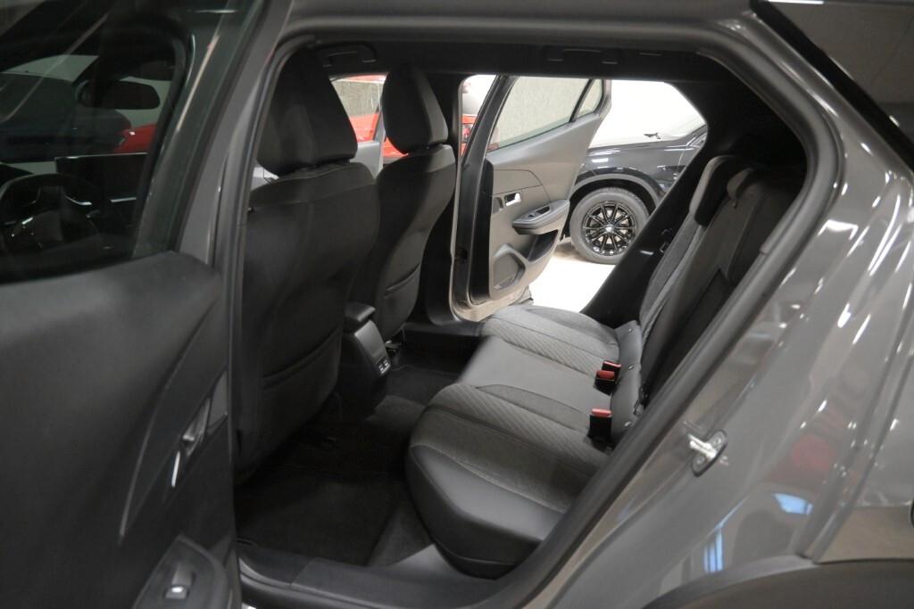Peugeot 2008 PURETECH 100CV 6M SeS ALLURE ( COCKPIT - FARI LED PDC MIRROR TELECAMERA POST. )