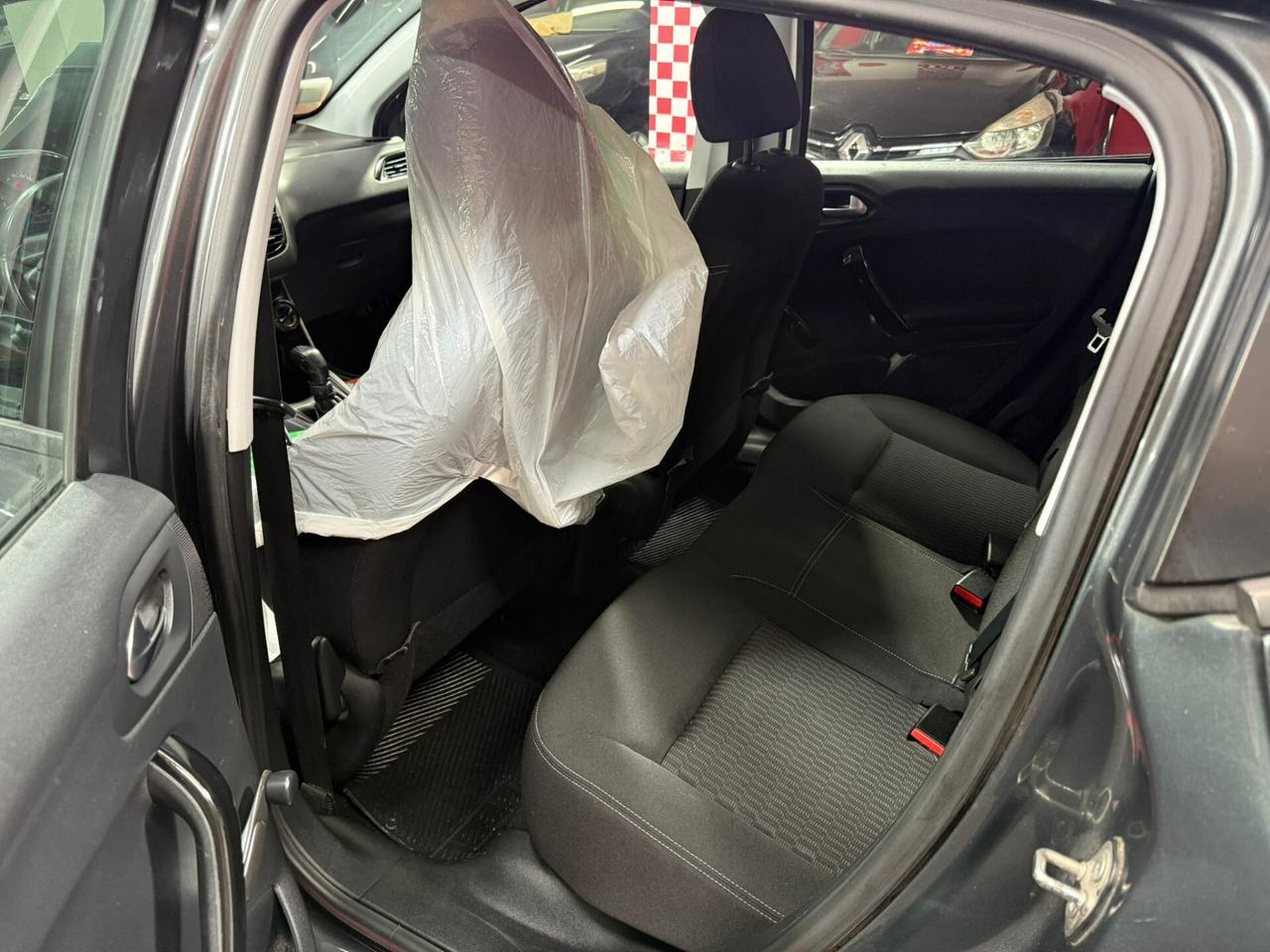 Peugeot 208 1.6 BlueHDi 75cv Allure - 2017