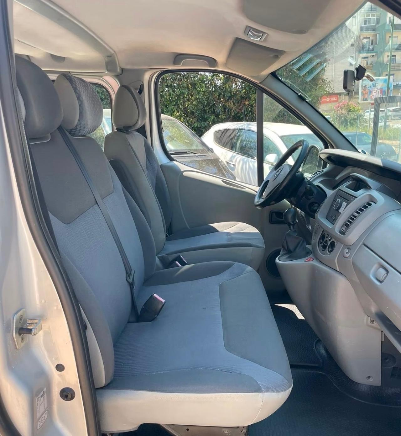Opel Vivaro 9 Posti Finanziaria senza busta paga