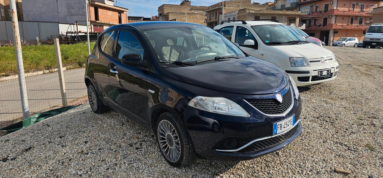 Lancia Ypsilon 1.3 MJT 16V 95 CV 5 porte S&S Platinum