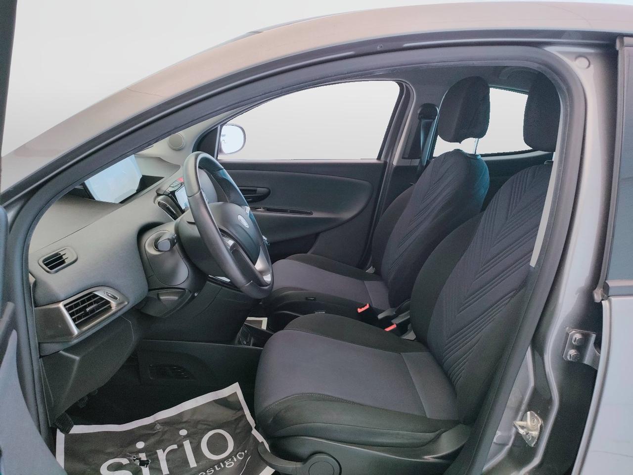 LANCIA Ypsilon III 2021 - Ypsilon 1.0 firefly hybrid Gold s&s 70cv