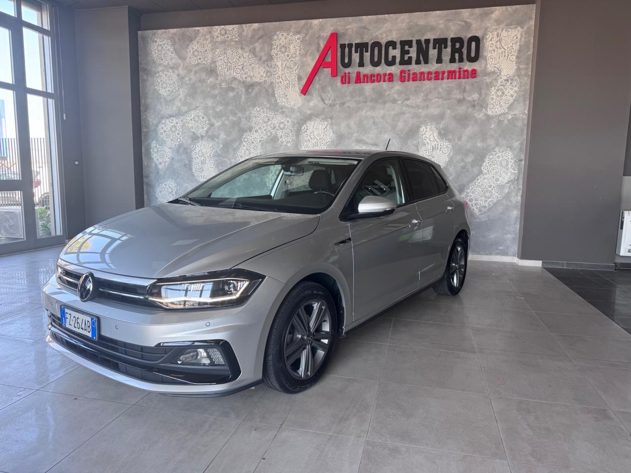 VOLKSWAGEN POLO R-LINE TGI METANO MY2020