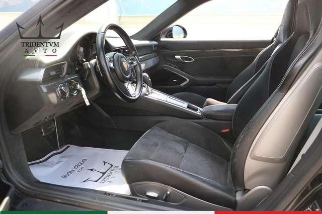 Porsche 911 991 Coupe 3.0 Carrera 4 GTS "Lift"