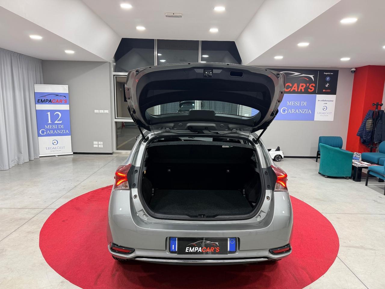 Toyota Auris 1.8 Hybrid Lounge