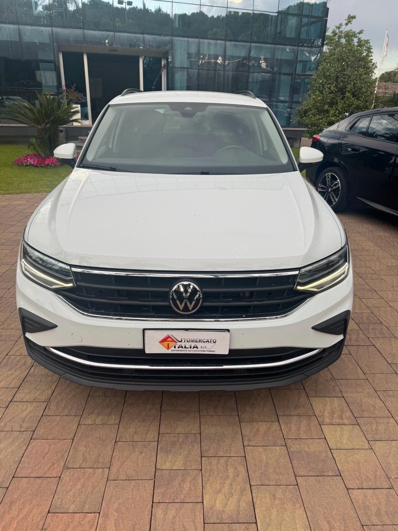 Volkswagen Tiguan 2.0 TDI 150 CV SCR DSG Elegance