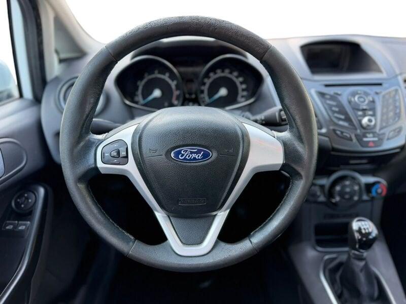 Ford Fiesta Fiesta 5p 1.4 Black&White GPL 95cv