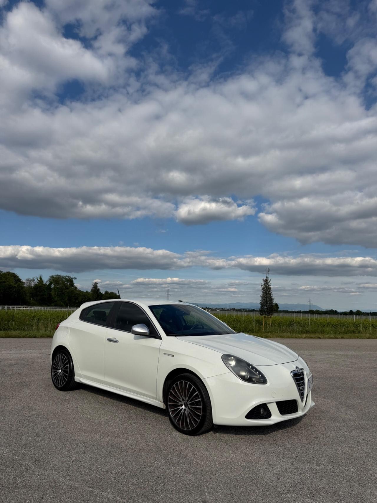 Alfa Romeo Giulietta 1.4 Turbo MultiAir TCT Distinctive