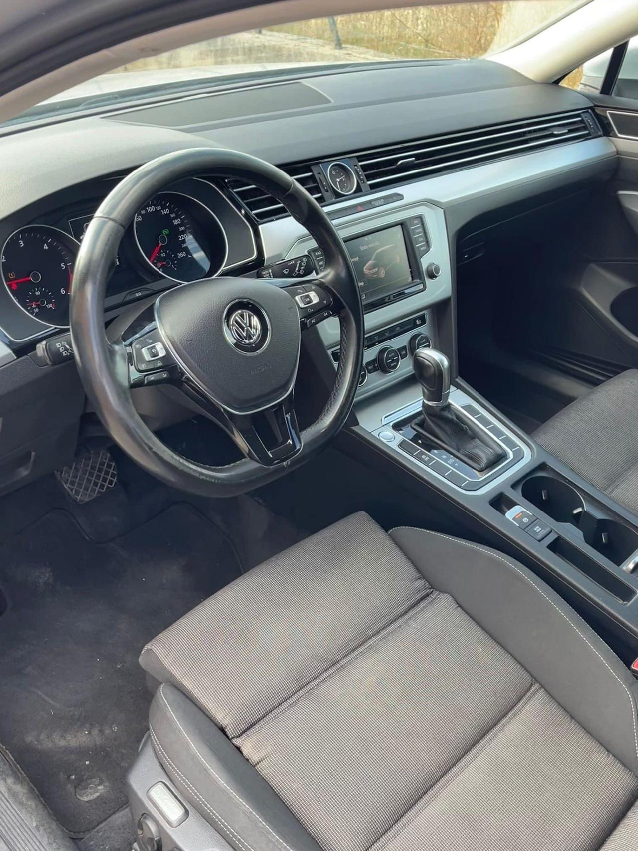 Volkswagen Passat 1.6 TDI Business BlueMotion Technology