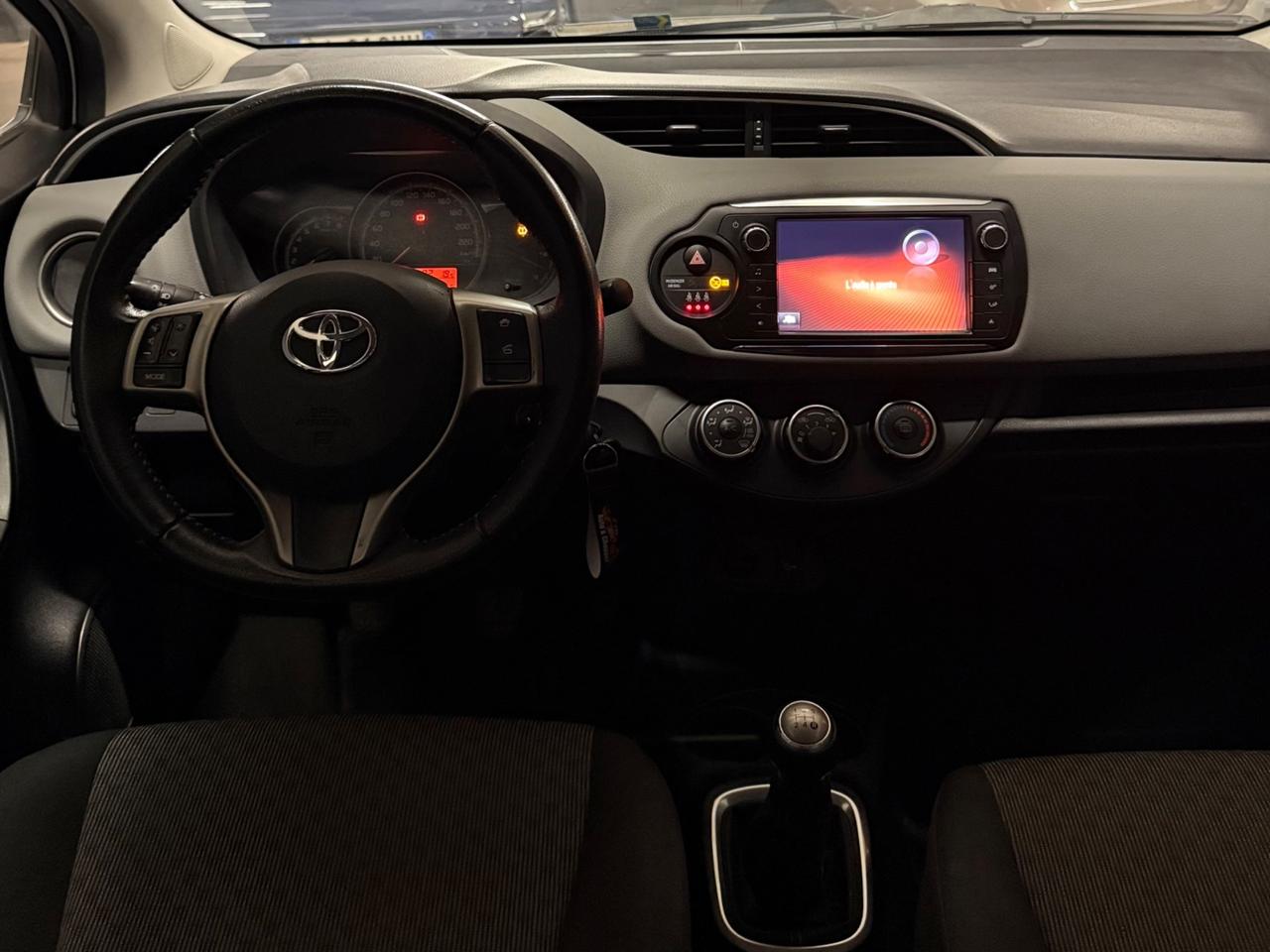 MAGNIFICA TOYOTA YARIS CON SOLI 87.218 KM UNICO PROPRIETARIO