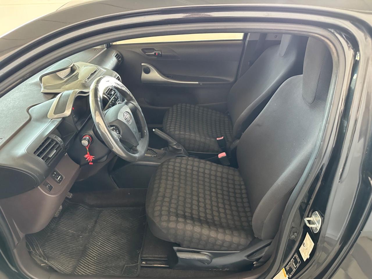 TOYOTA IQ PERFETTA