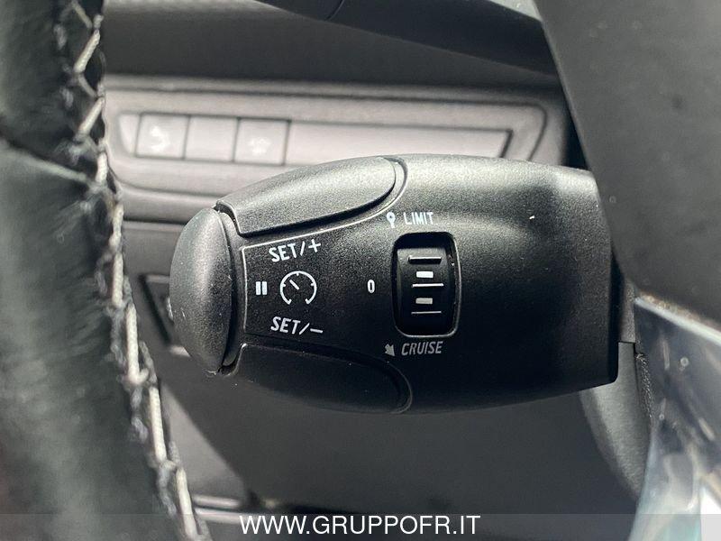 Peugeot 2008 BlueHDi 120 S&S Allure