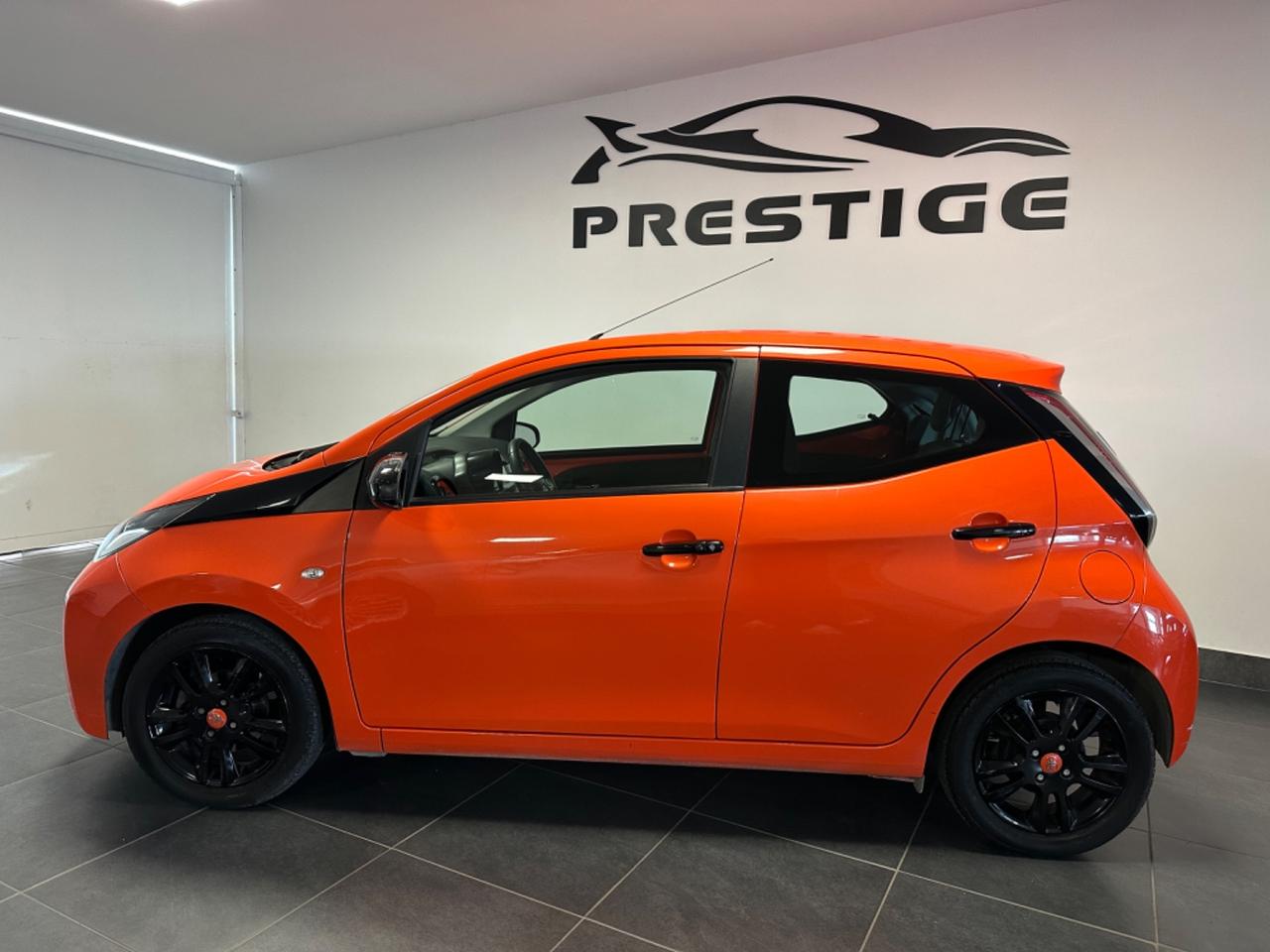 TOYOTA AYGO 1.0 AUTOMATICA 68CV GPL NEOPATENTATI