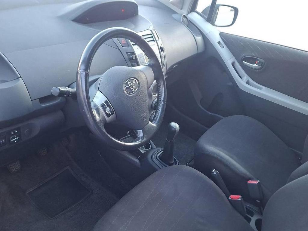 Toyota Yaris 3 Porte 1.0 Sol