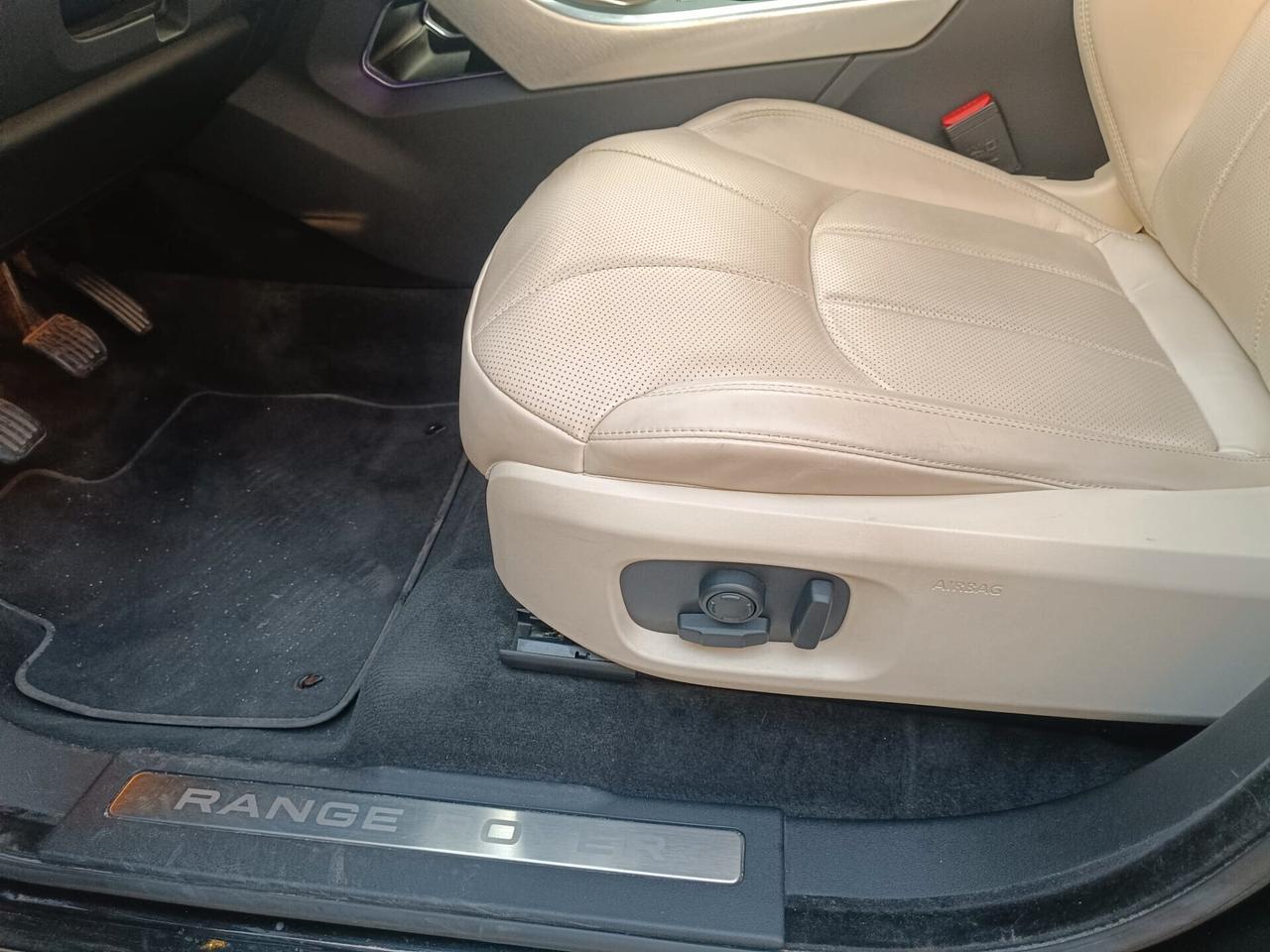 Land Rover Range Evoque 2.0 TD4 150 CV 5p. HSE Dynamic 65.000 km.