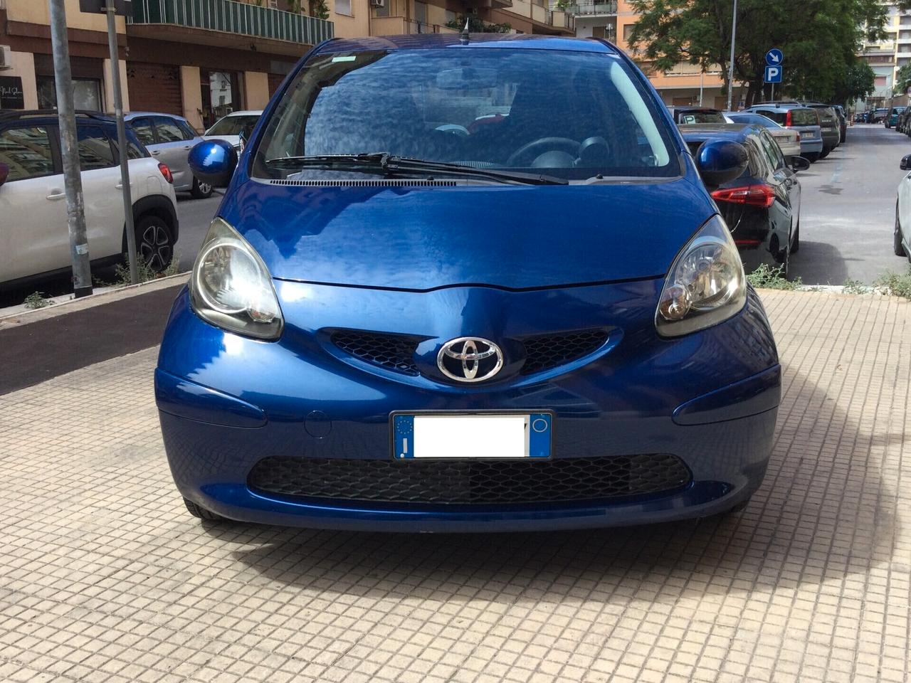 Toyota Aygo 1.0 12V VVT-i 5 porte Sol