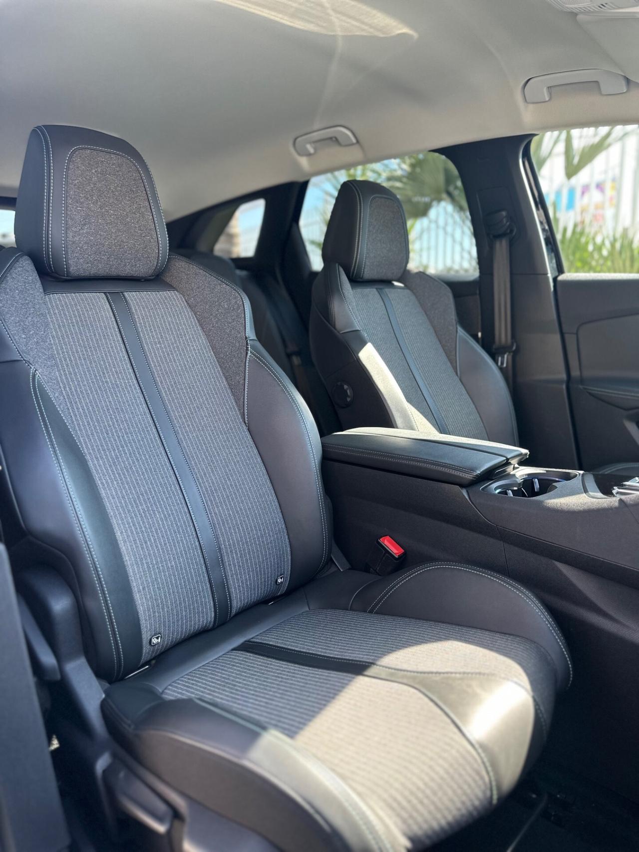 Peugeot 3008 BlueHDi 130 S&S EAT8 Allure Pack