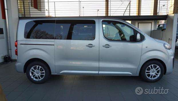 PEUGEOT Traveller BlueHDi 150 S&S Standard Busin