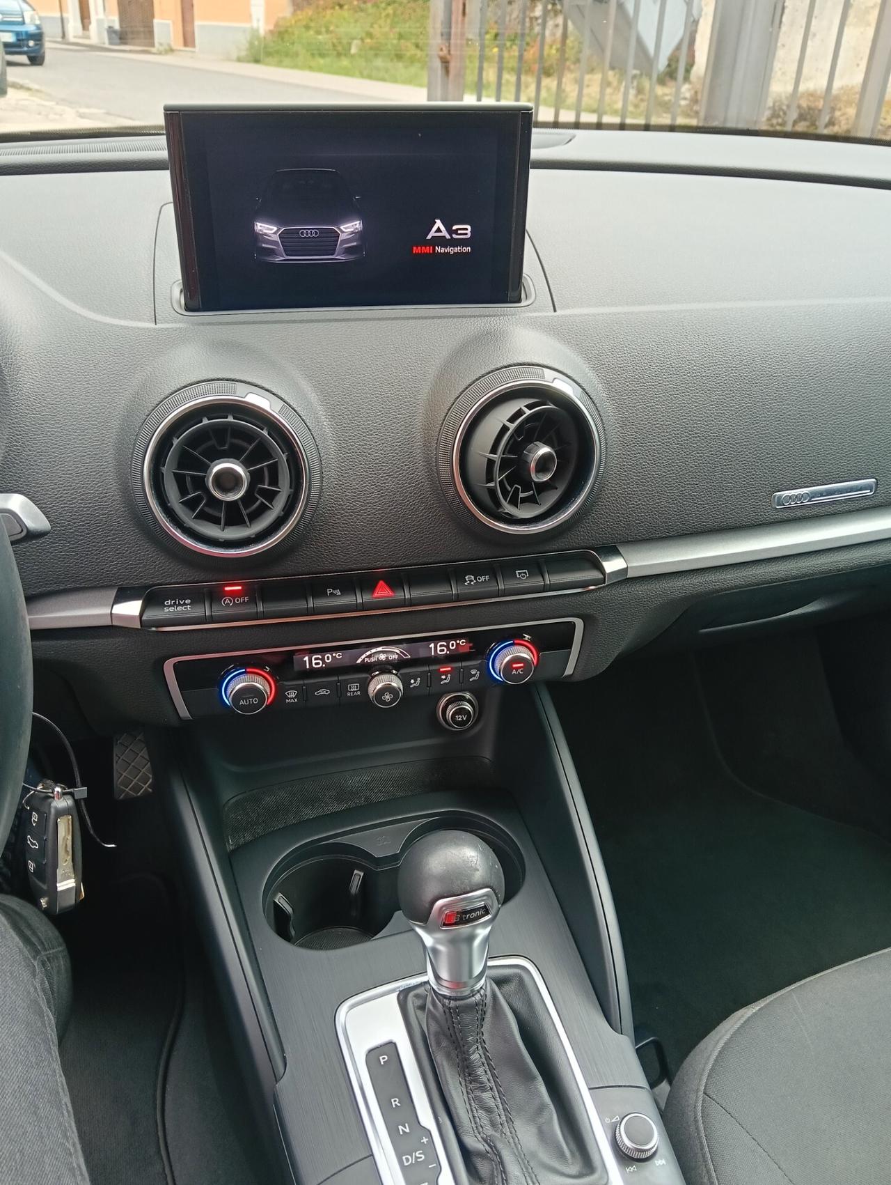 Audi A3 SPB 30 TDI S tronic Business