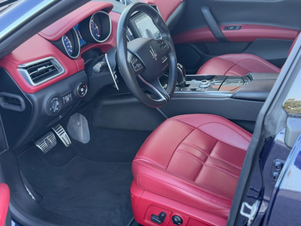 Maserati Ghibli V6 Nerissimo 250cv auto NO SUPERBOLLO!