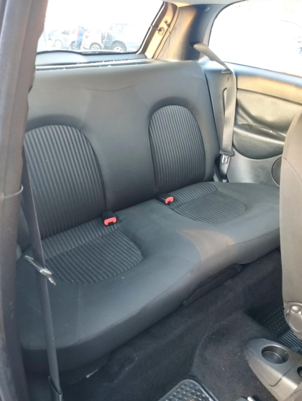 Lancia Ypsilon 1.2 69 CV Argento