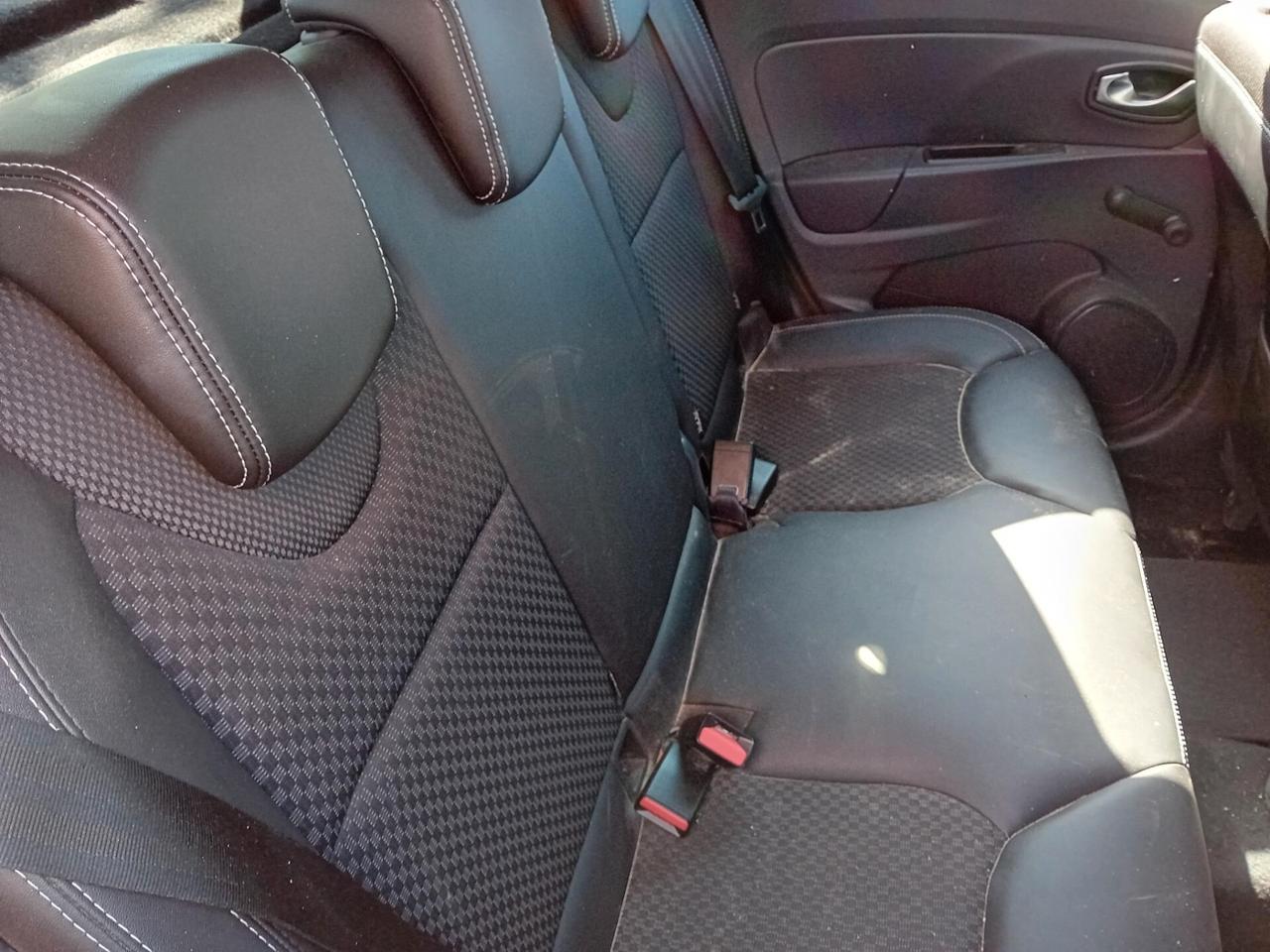 Renault Clio dCi 8V 75 CV Start&Stop 5 porte Energy Duel