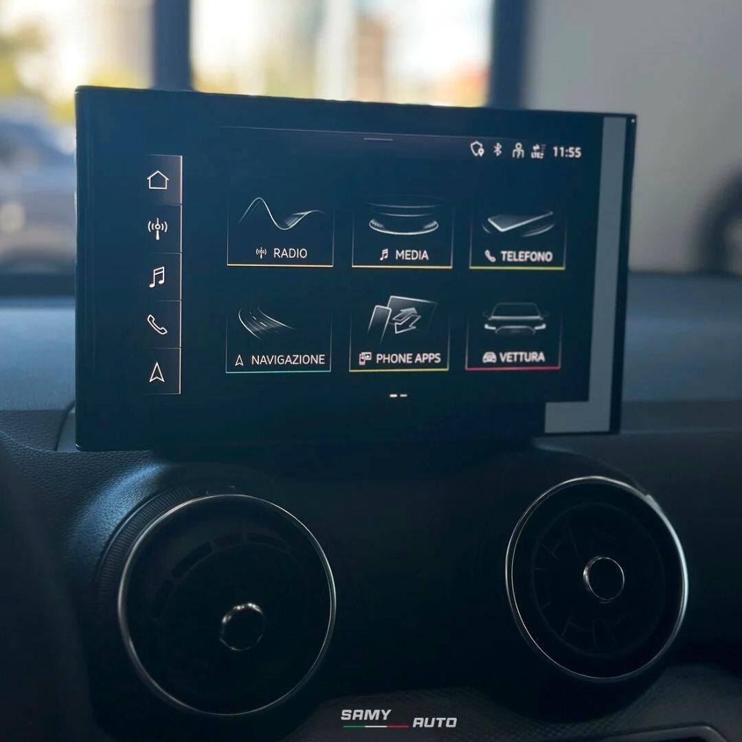 Audi Q2 30 TDI Identity Black