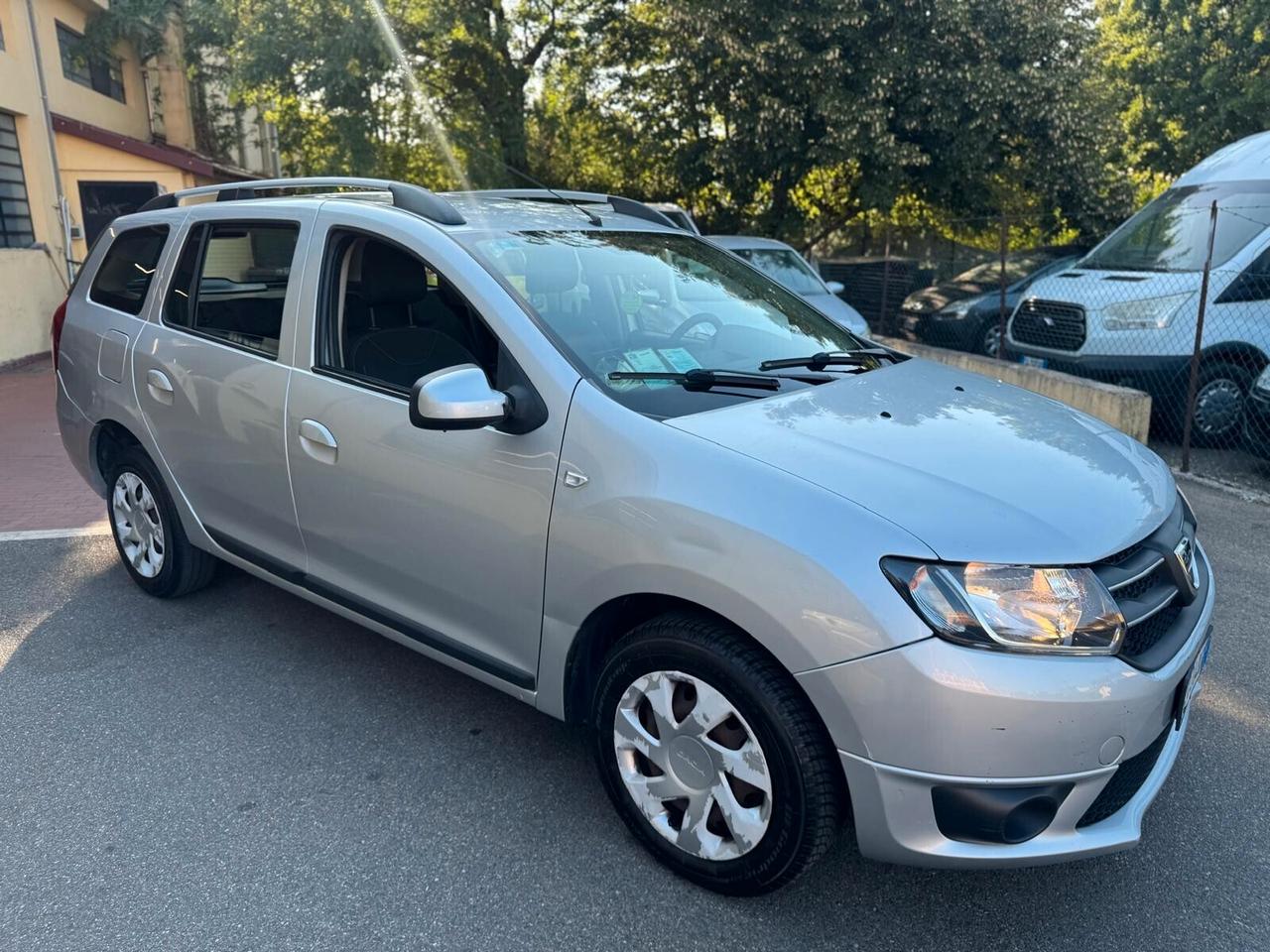 Dacia Logan 1.2 Benz/GPL Anno 2014 EURO5B