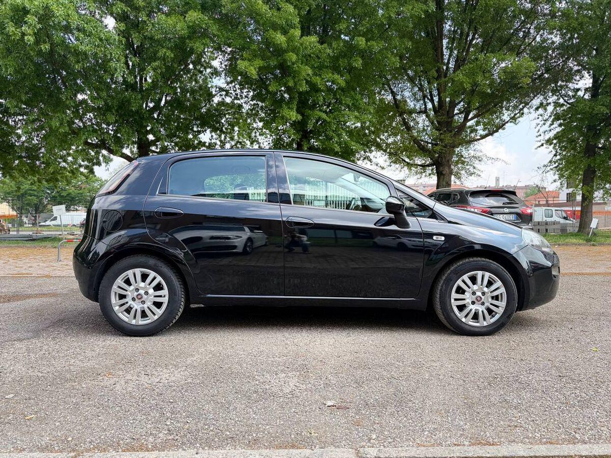 Fiat Punto 1.3 mjt 16v Young 75cv 5p