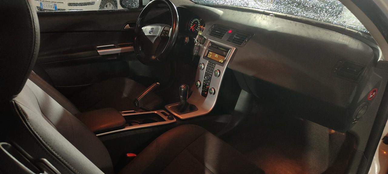 Volvo C30 D2 R-Design 1.6 diesel