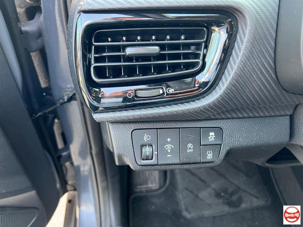 KIA - Stonic 1.0 t-gdi mhev GT Line 120cv dct
