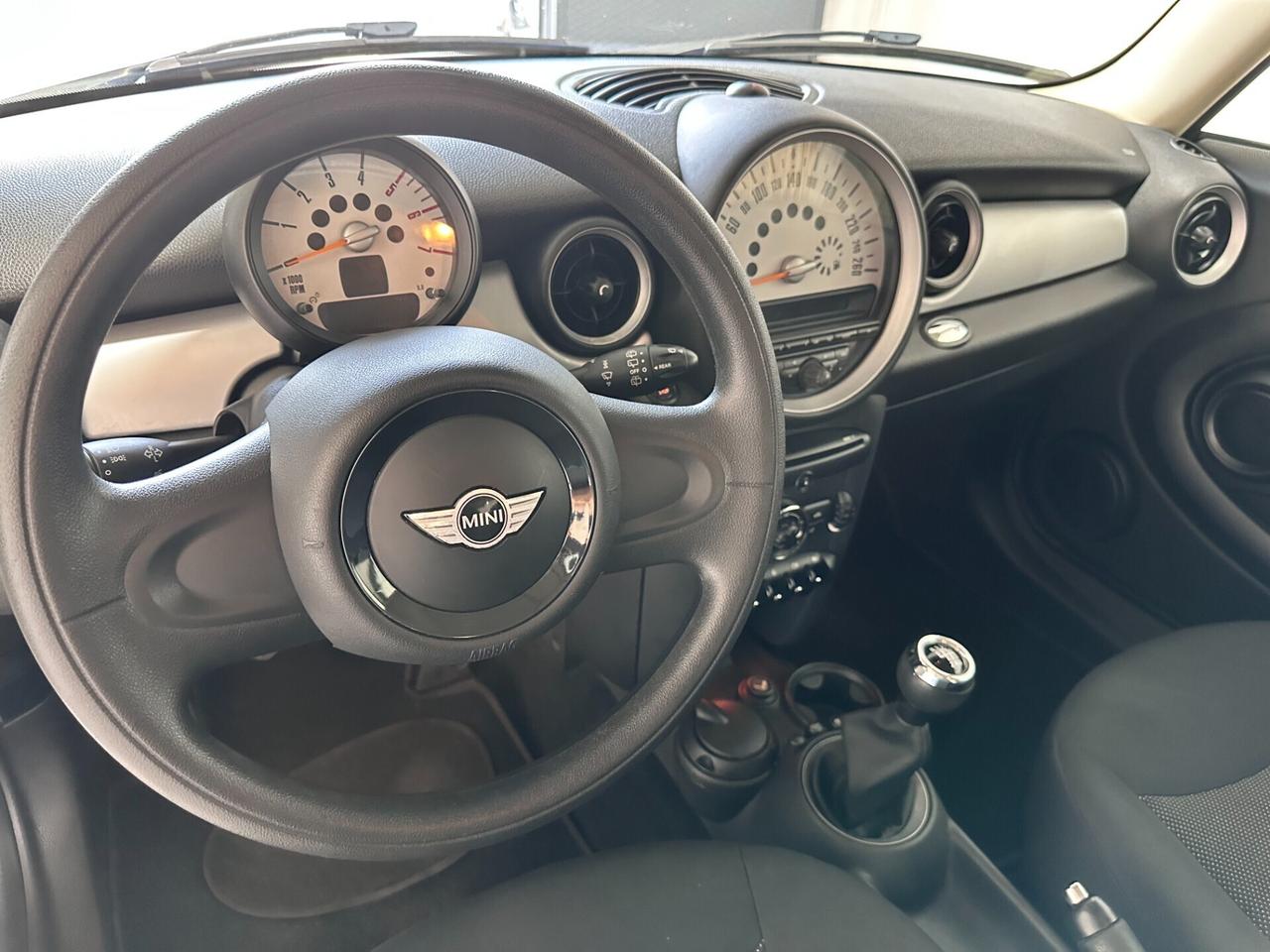 Mini One Countryman 1.6 D
