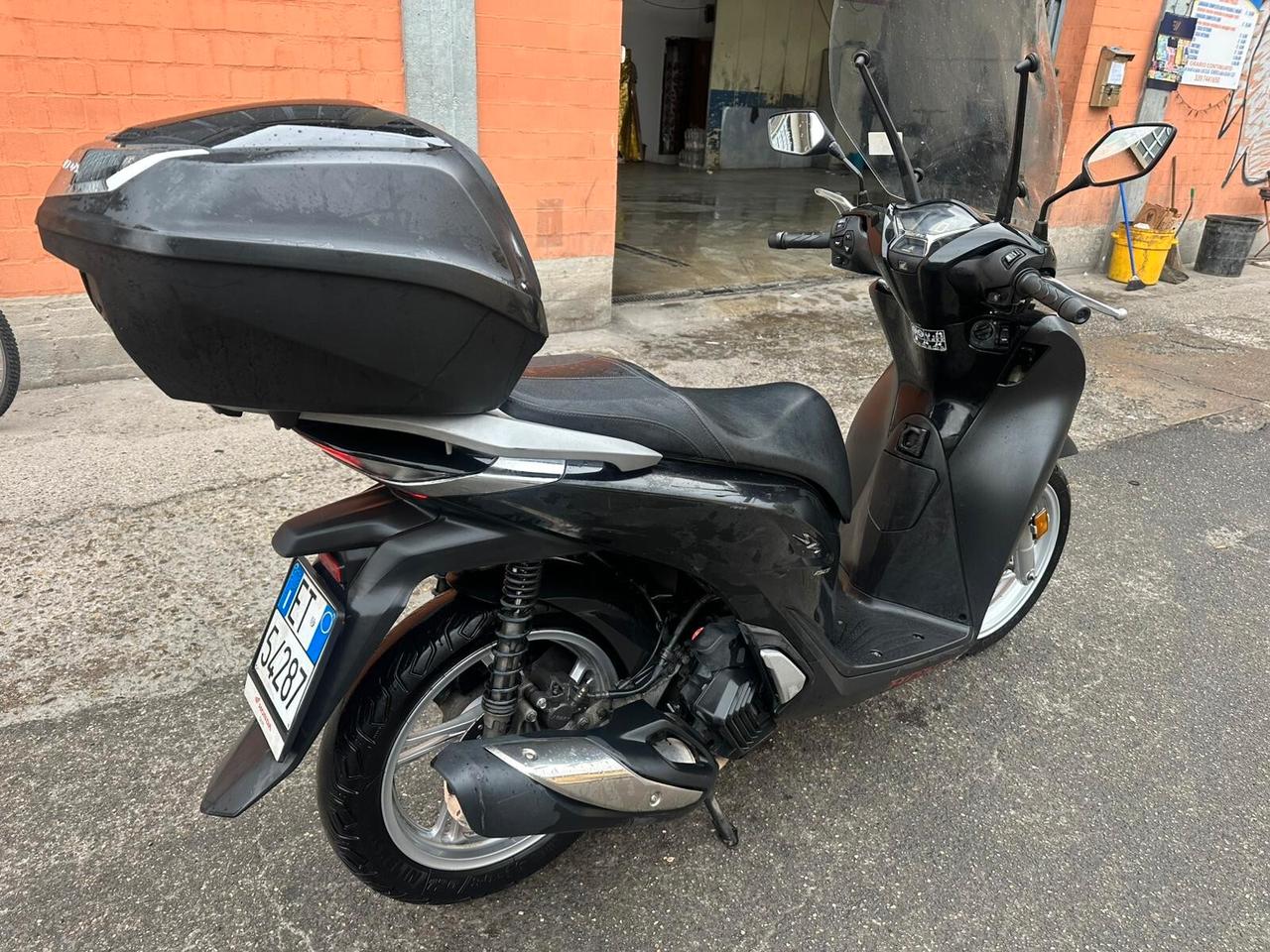 Honda SH 150 ABS start stop