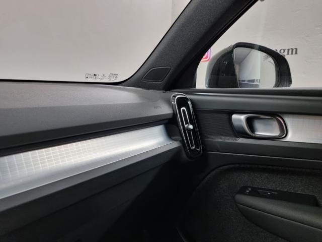 VOLVO XC40 B4 AWD automatico Core