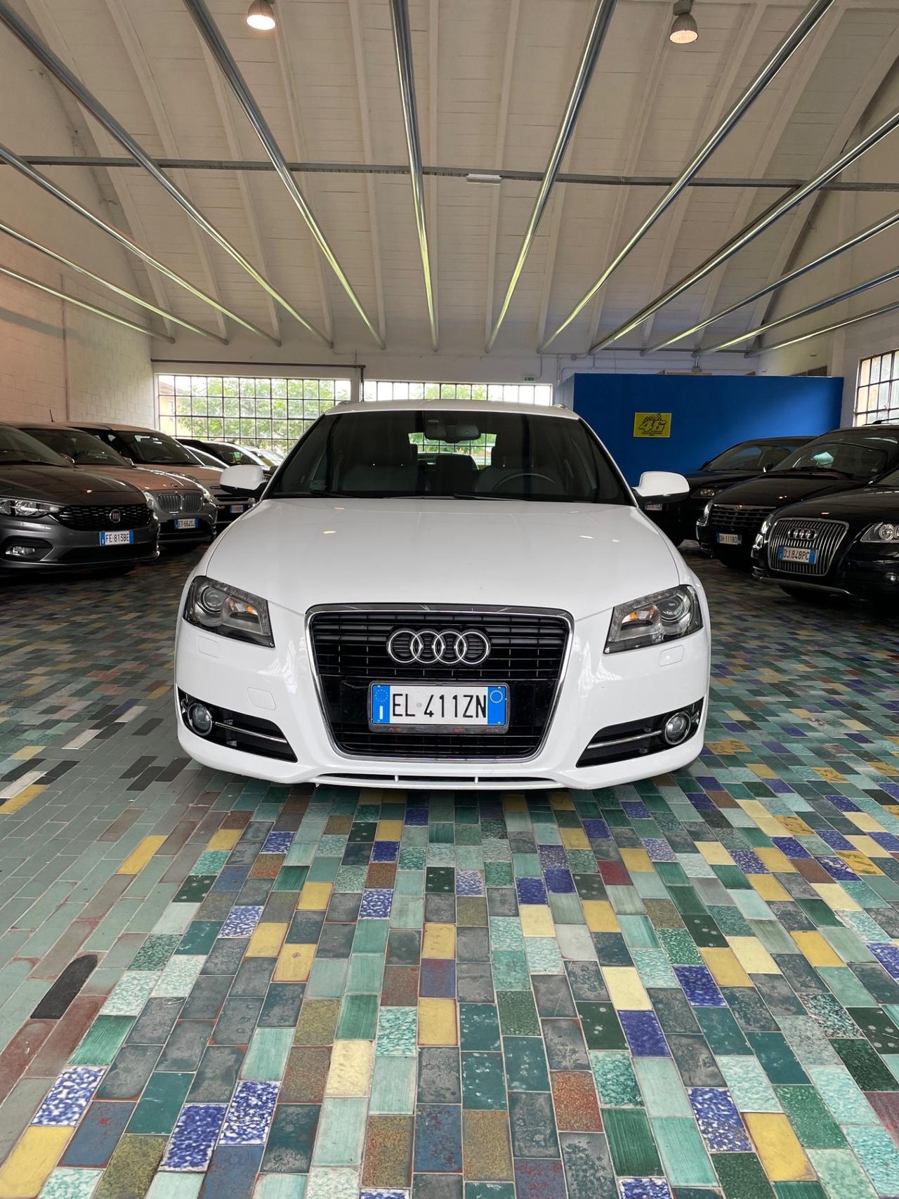 Audi A3 2.0 Tdi 140cv S-Tronic S LINE 100 Mila Km