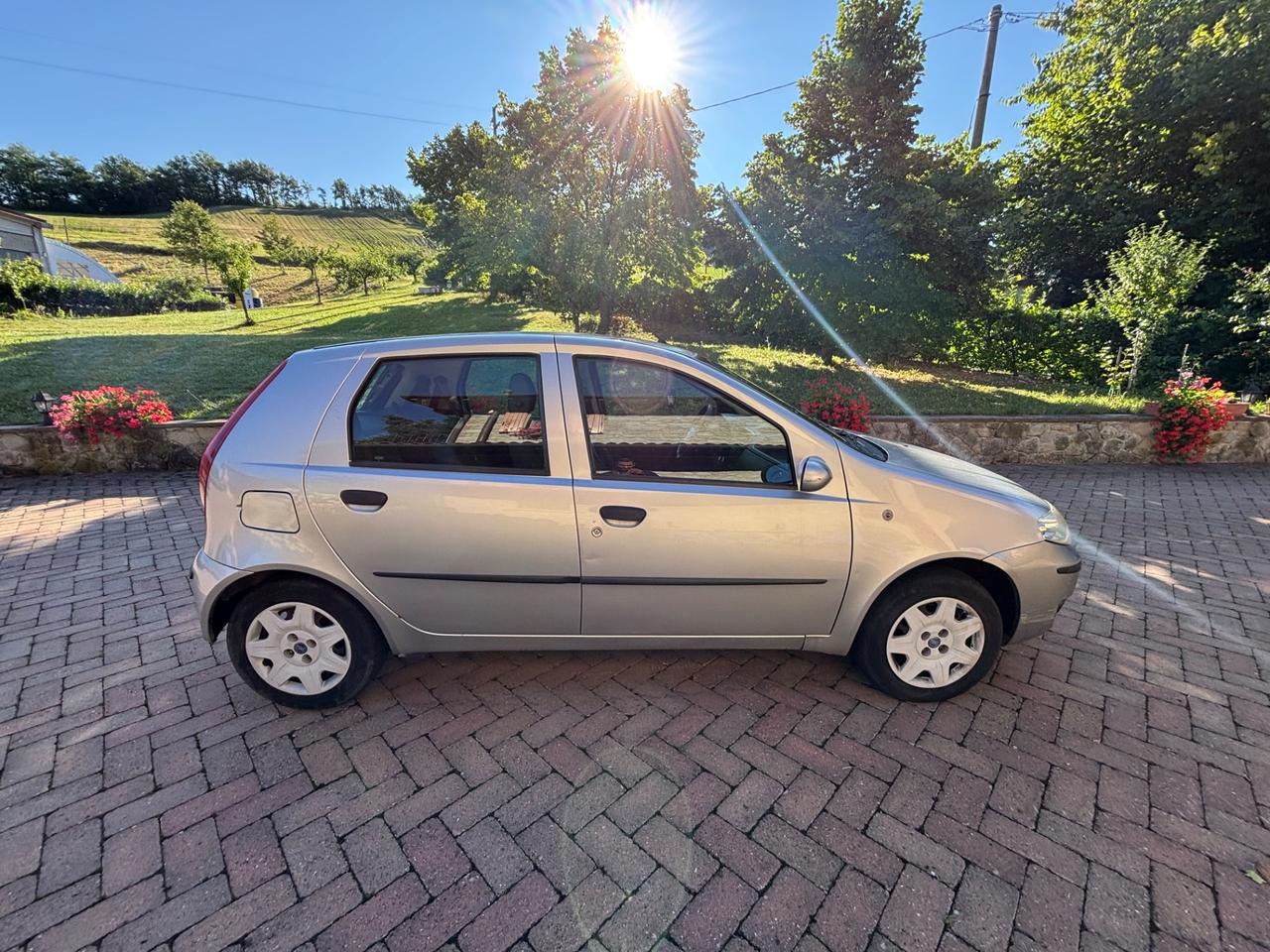 Fiat Punto 1.2 5 porte 60 CV OK NEOPATENTATI