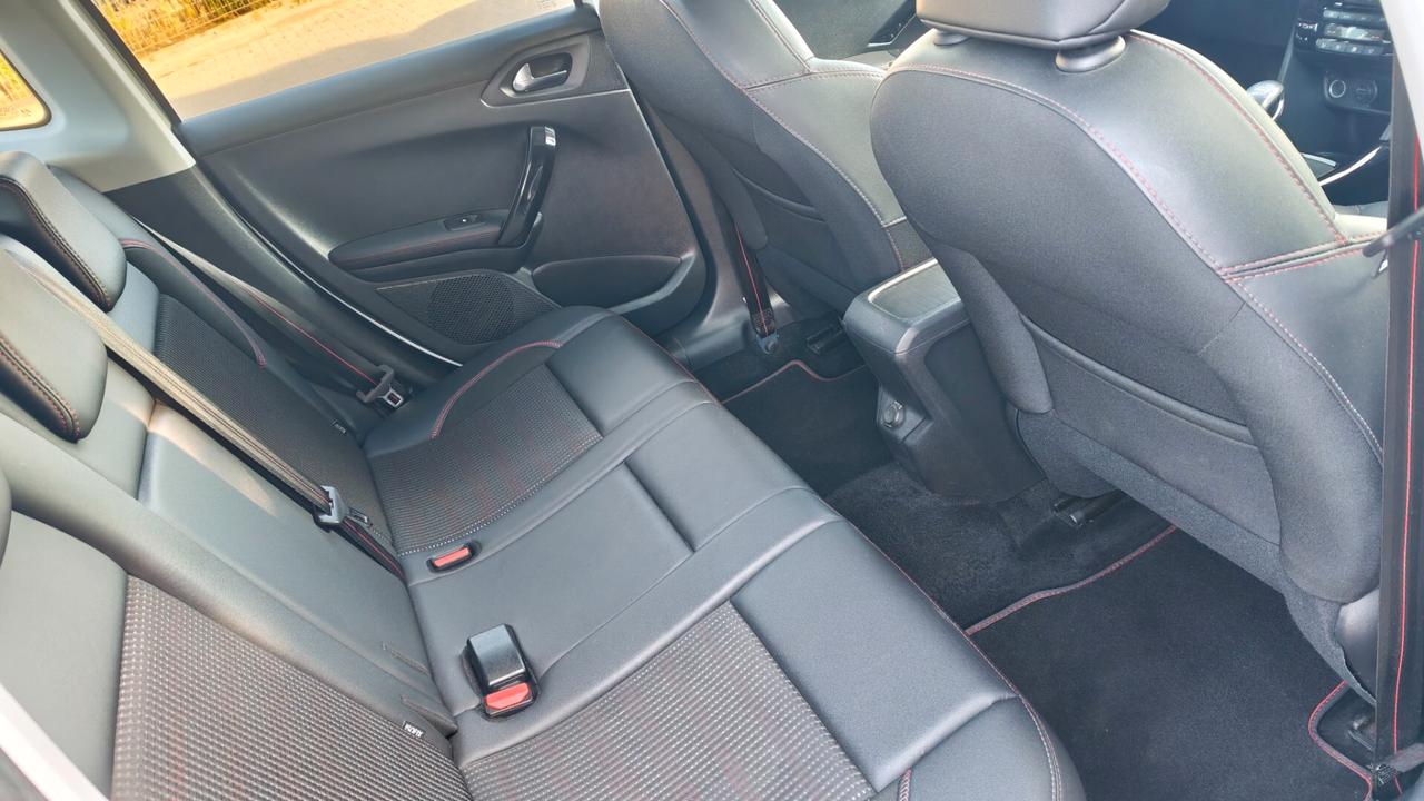 Peugeot 2008 BlueHDi 120 S&S GT Line